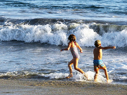 Make Lasting Memories With a Family Vacation (at the Beach) - Atlantic Vacation Homes - Gloucester MA