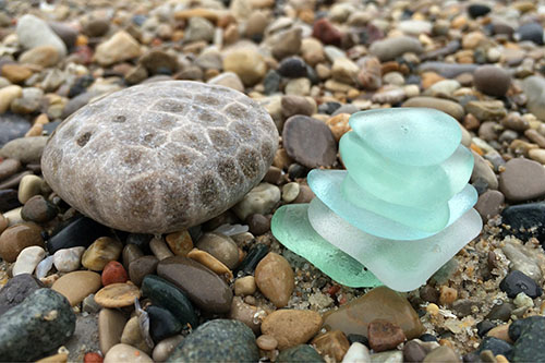 Collect sea glass - Free things to do in Gloucester MA